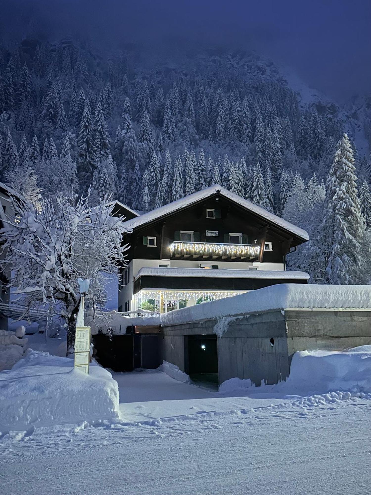 Bed and Breakfast Haus Am Rain Partenen Exterior foto